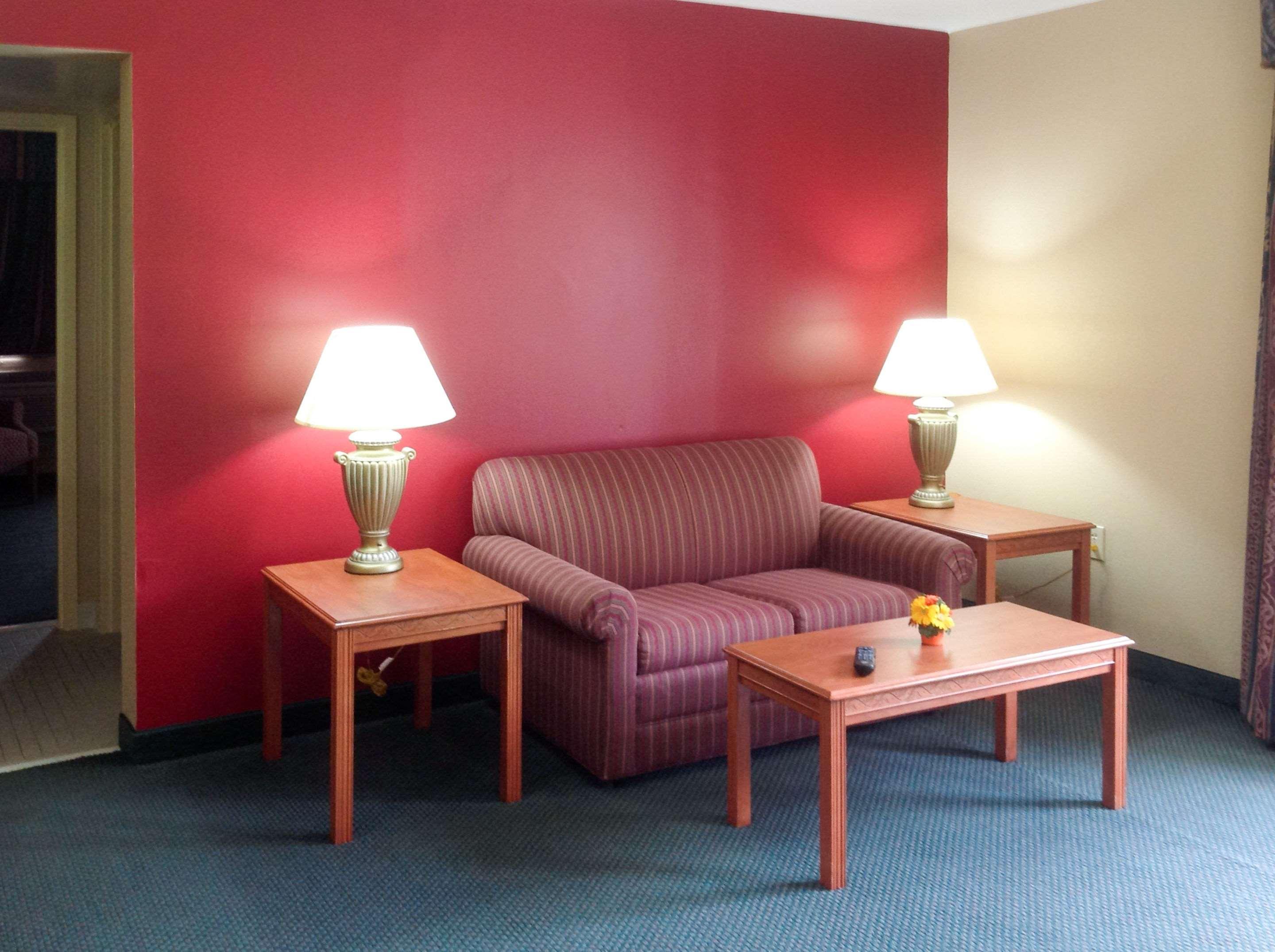 Econo Lodge & Suites Southern Pines Exteriör bild