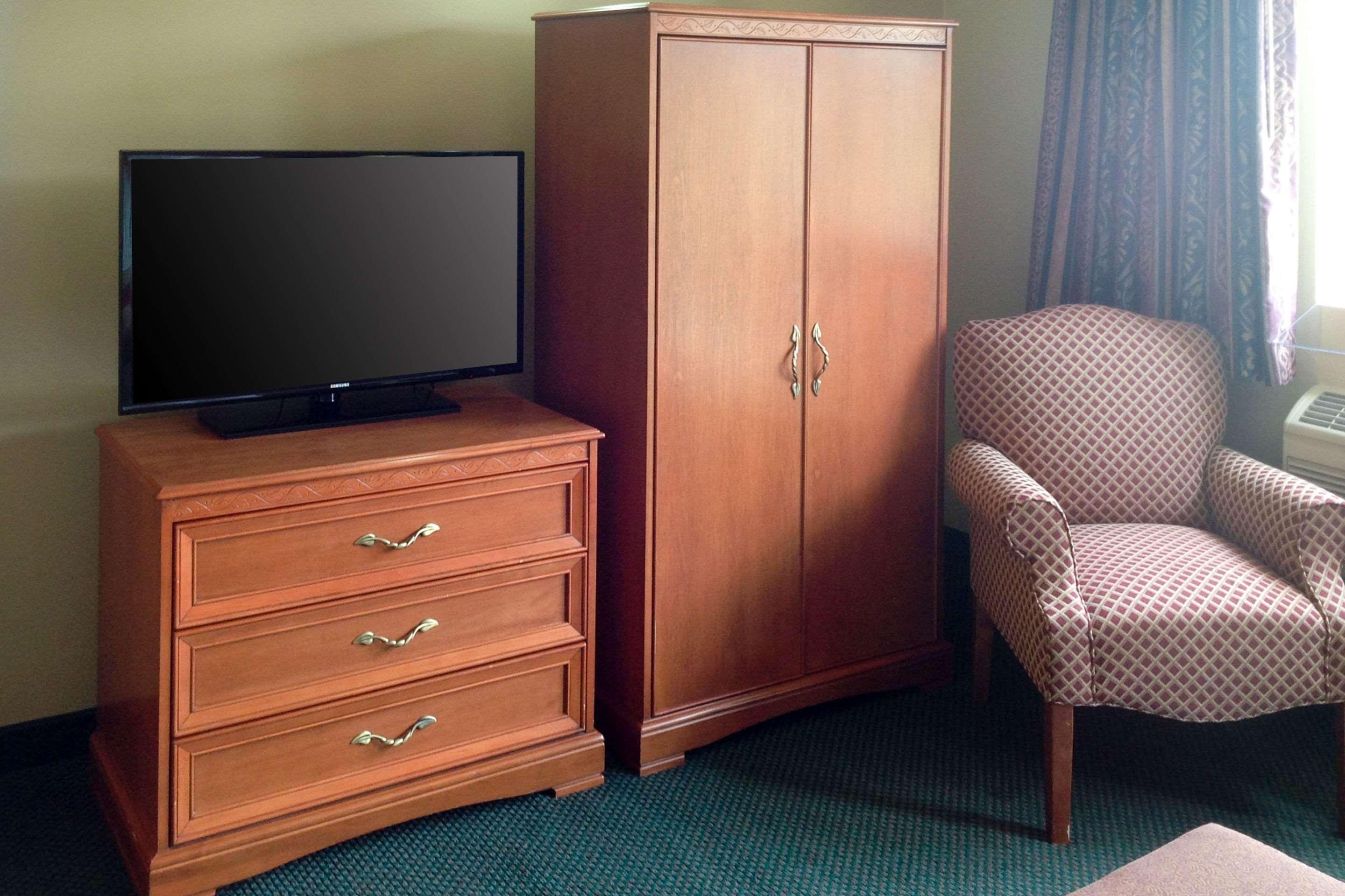 Econo Lodge & Suites Southern Pines Exteriör bild