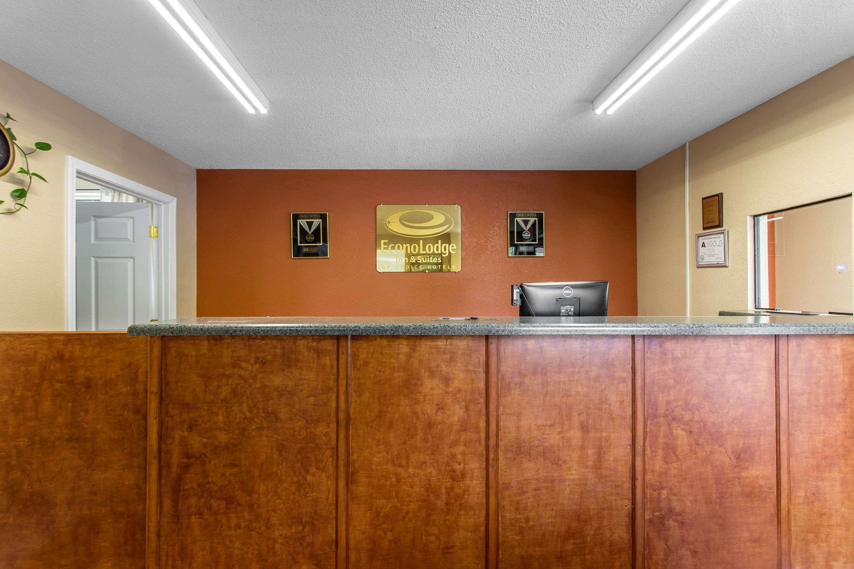 Econo Lodge & Suites Southern Pines Exteriör bild
